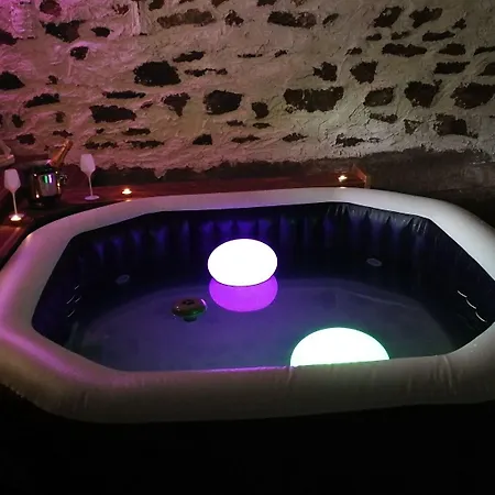 Bed & Breakfast Domaine De Cyrce