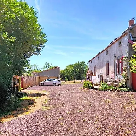 Domaine De Cyrce Bed & Breakfast La Celle (Auvergne)
